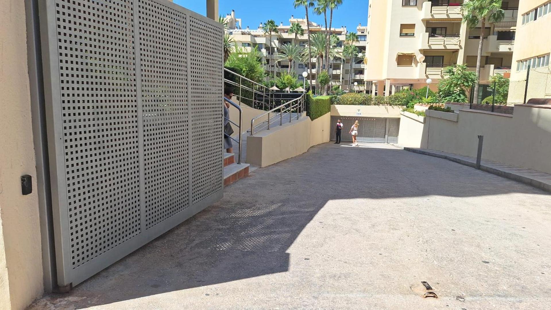 Primera Linea Del Mar - Acceso Directo Playa Carihuela Torremolinos Luaran gambar