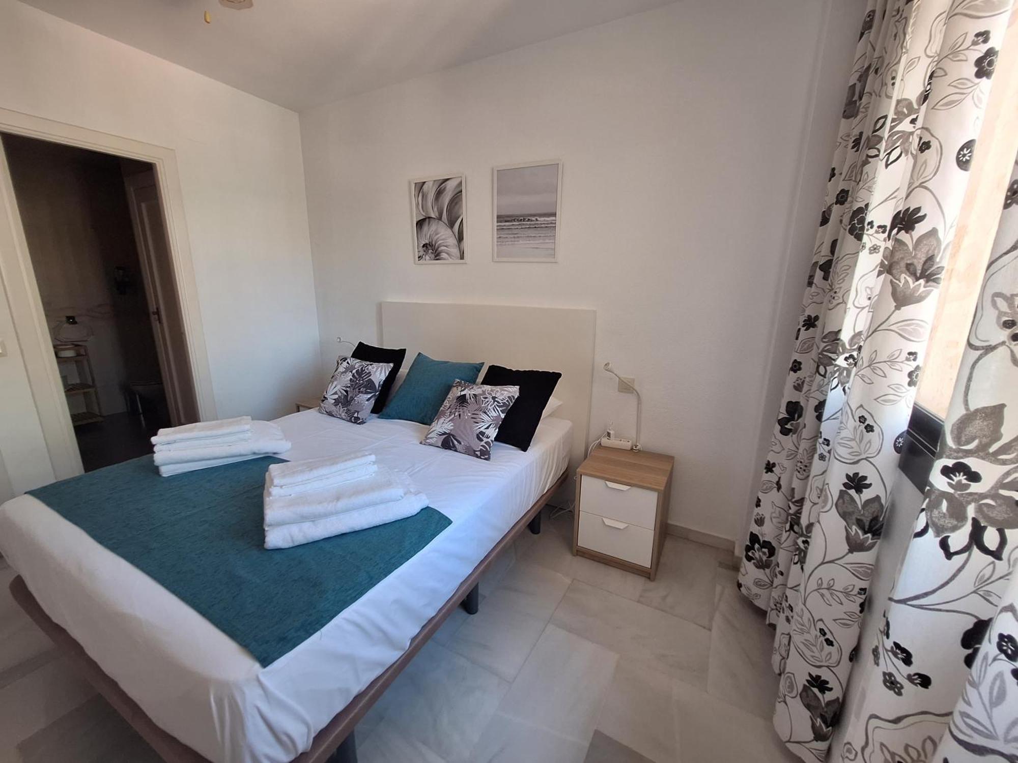 Primera Linea Del Mar - Acceso Directo Playa Carihuela Torremolinos Luaran gambar
