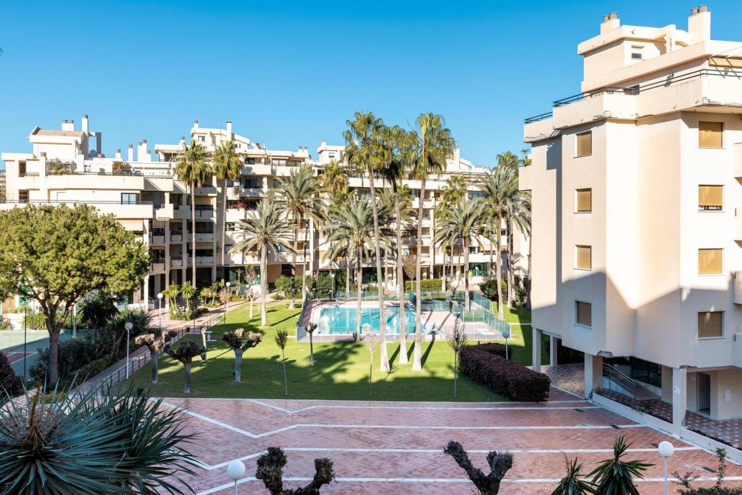 Primera Linea Del Mar - Acceso Directo Playa Carihuela Torremolinos Luaran gambar