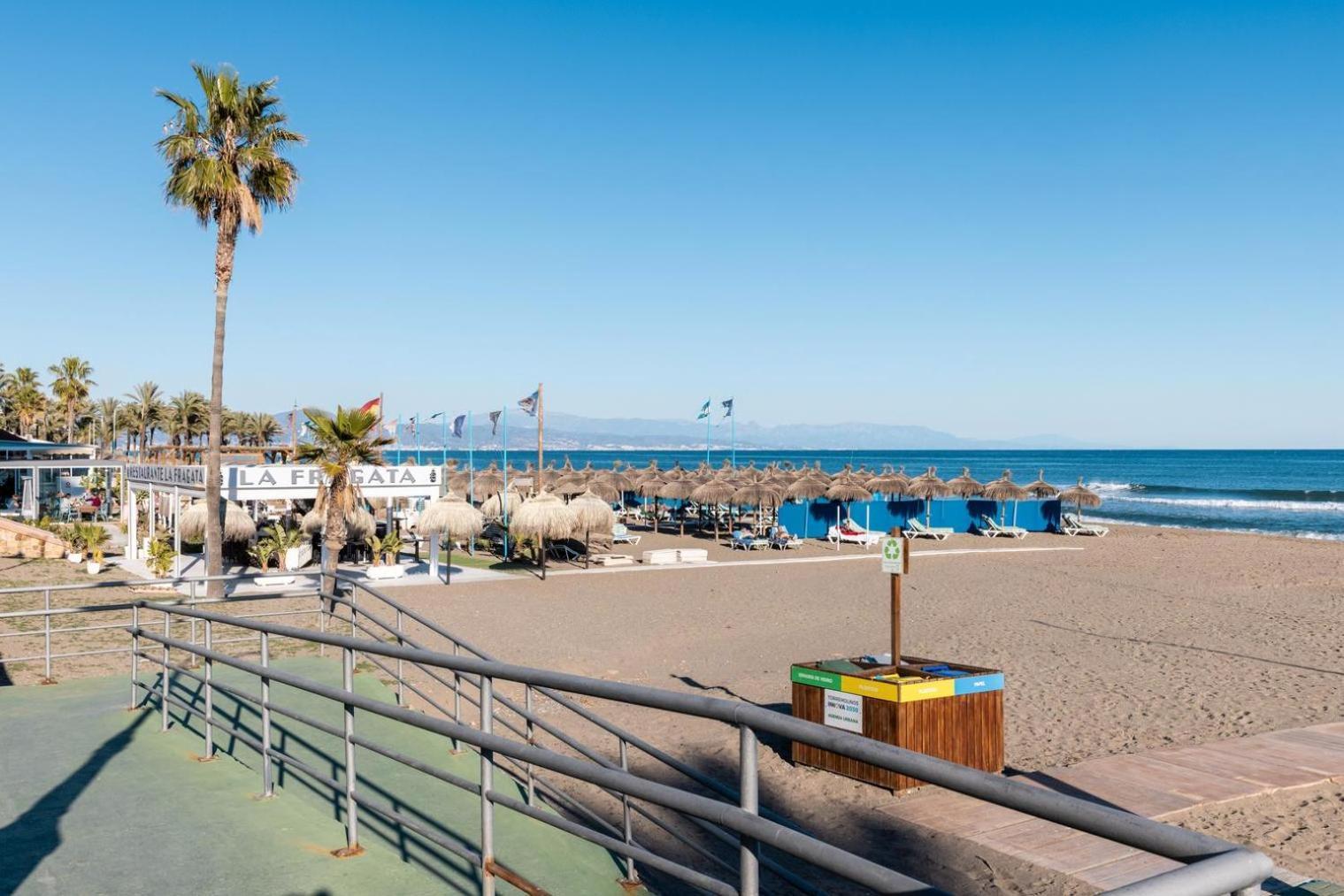 Primera Linea Del Mar - Acceso Directo Playa Carihuela Torremolinos Luaran gambar